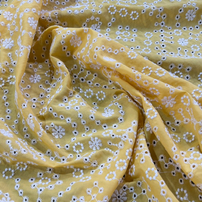 Pizzo Sangallo ricami in rilievo Diffusione Tessuti Pizzo Sangallo ricami