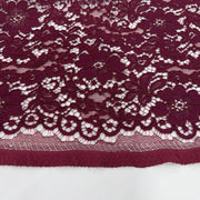Pizzo Chantilly seta smerlato fiori bordeaux Diffusione Tessuti Pizzo Chantilly seta smerlato fiori bordeaux
