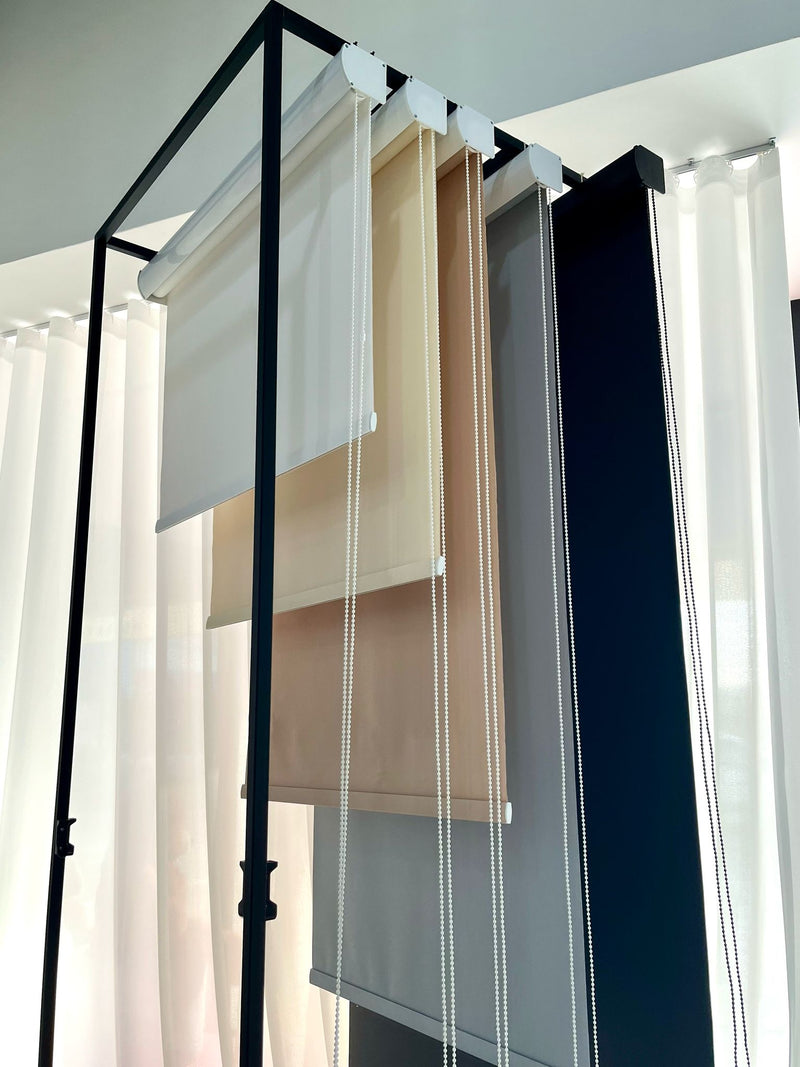 Tenda a rullo blackout tinta unita