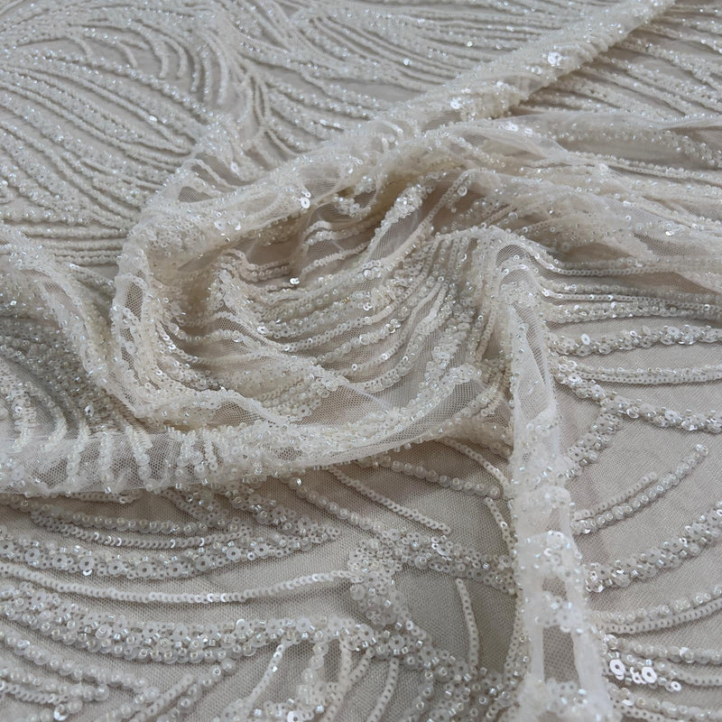 Pizzo Alta Moda perline e paillettes su tulle champagne - Diffusione Tessuti