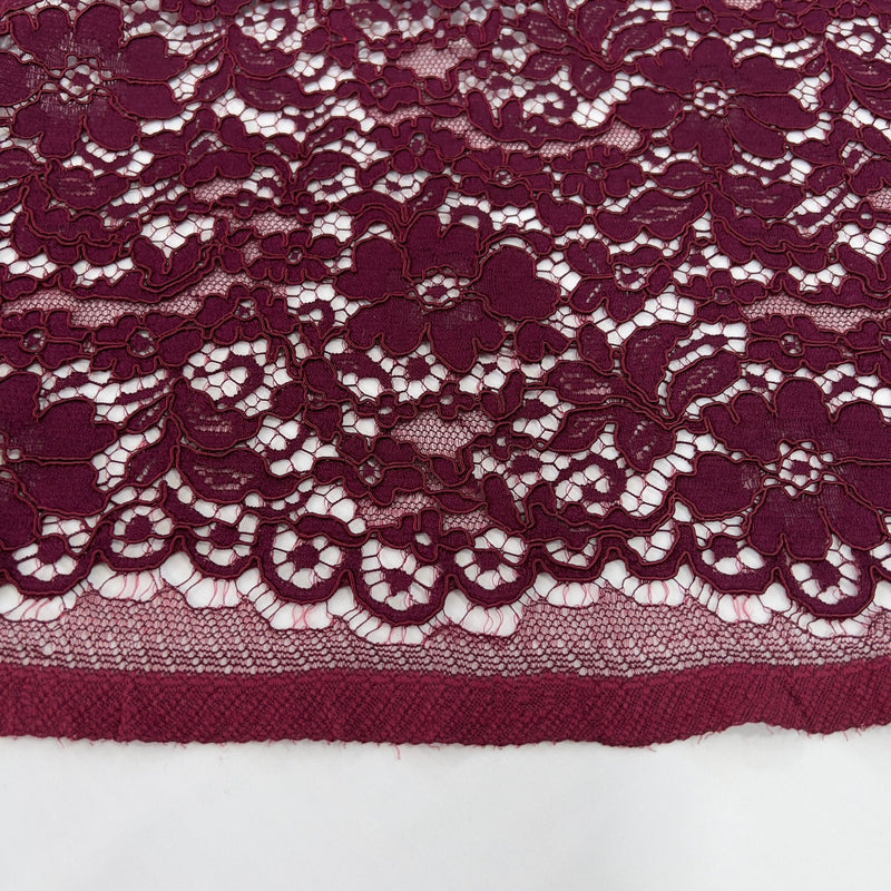 Pizzo Chantilly seta smerlato fiori bordeaux - Diffusione Tessuti