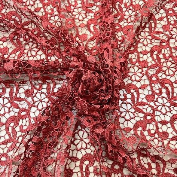 Pizzo Macramè Premium Rosso - Diffusione Tessuti